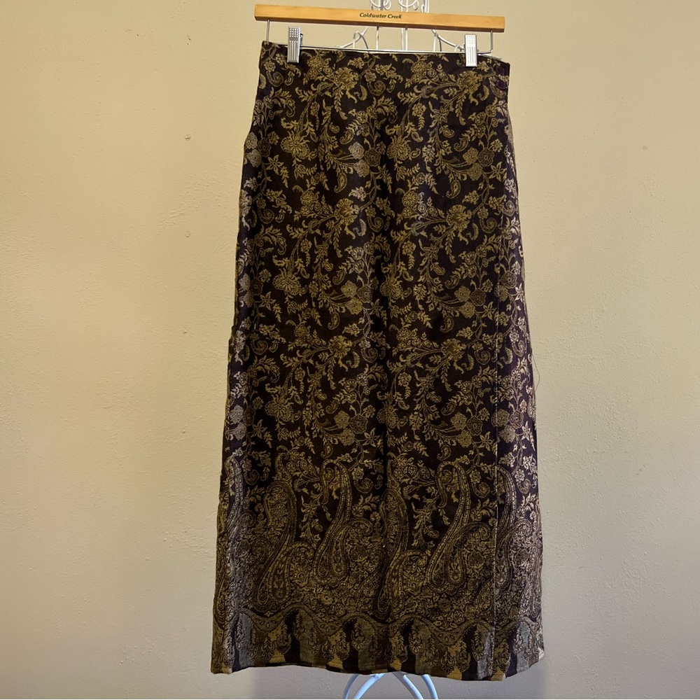 Sag Harbor Jacquard Skirt, Size M.